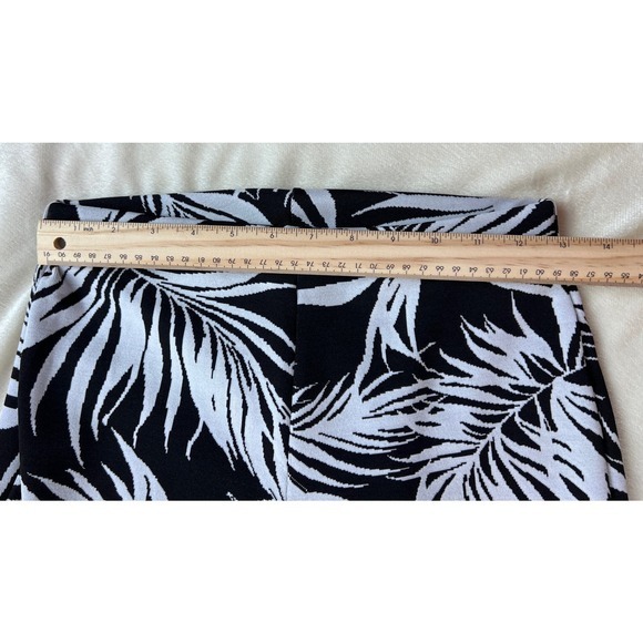 ZARA Matching Set High Waist Flare Pants and Top B&W Plam Print Jacquard Size M - Picture 10 of 13